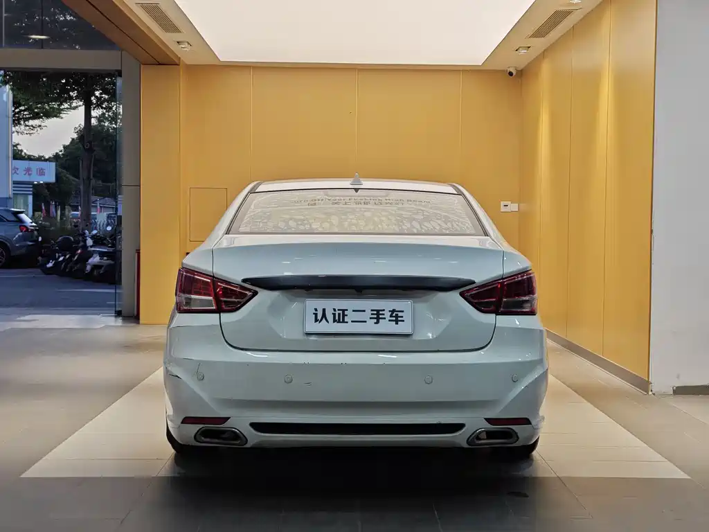 Haima Familia 2014 M5 1.6L Manual Fashion Edition 2015 - thumbnail 27