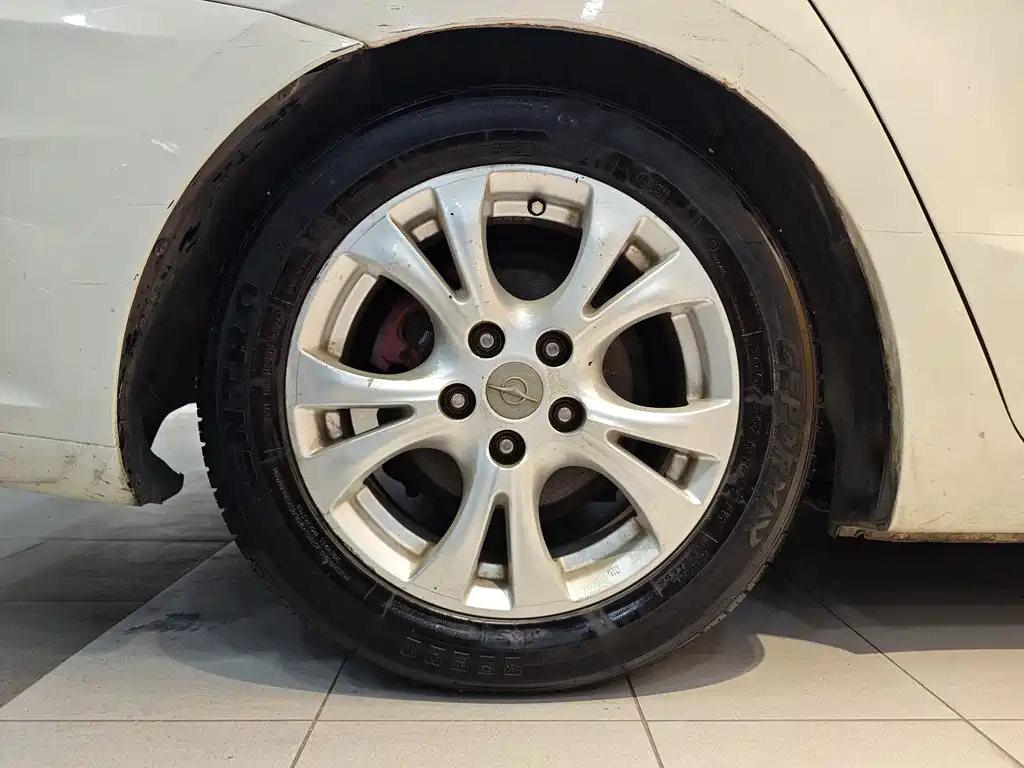 Haima Familia 2014 M5 1.6L Manual Fashion Edition 2015 - thumbnail 29
