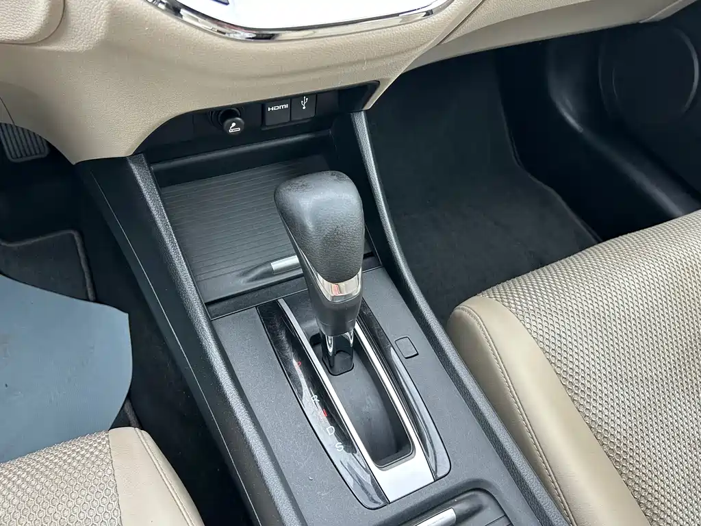 Honda Honda Jade 2013 1.8L Automatic Comfort Edition 5-seater 2014 - thumbnail 16