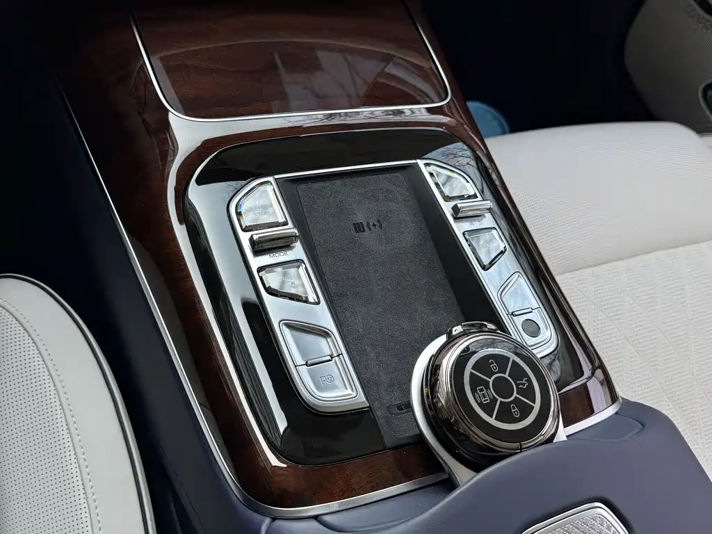 Hongqi Hongqi Jin Kui Hua Guo Ya 2024 3.0T V6 2025 - thumbnail 11