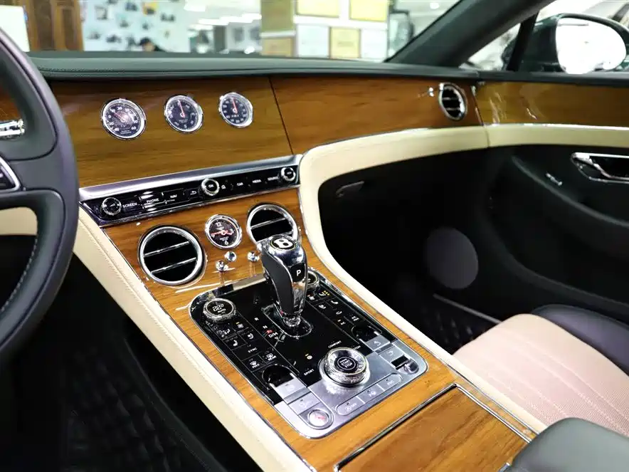 Bentley Bentley Continental 2018 6.0T GT W12 2020 - thumbnail 12