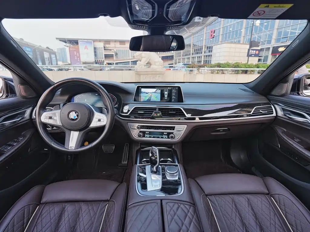 BMW BMW 7 Series 2021 740Li Leading Model M Sport Package 2022 - thumbnail 6