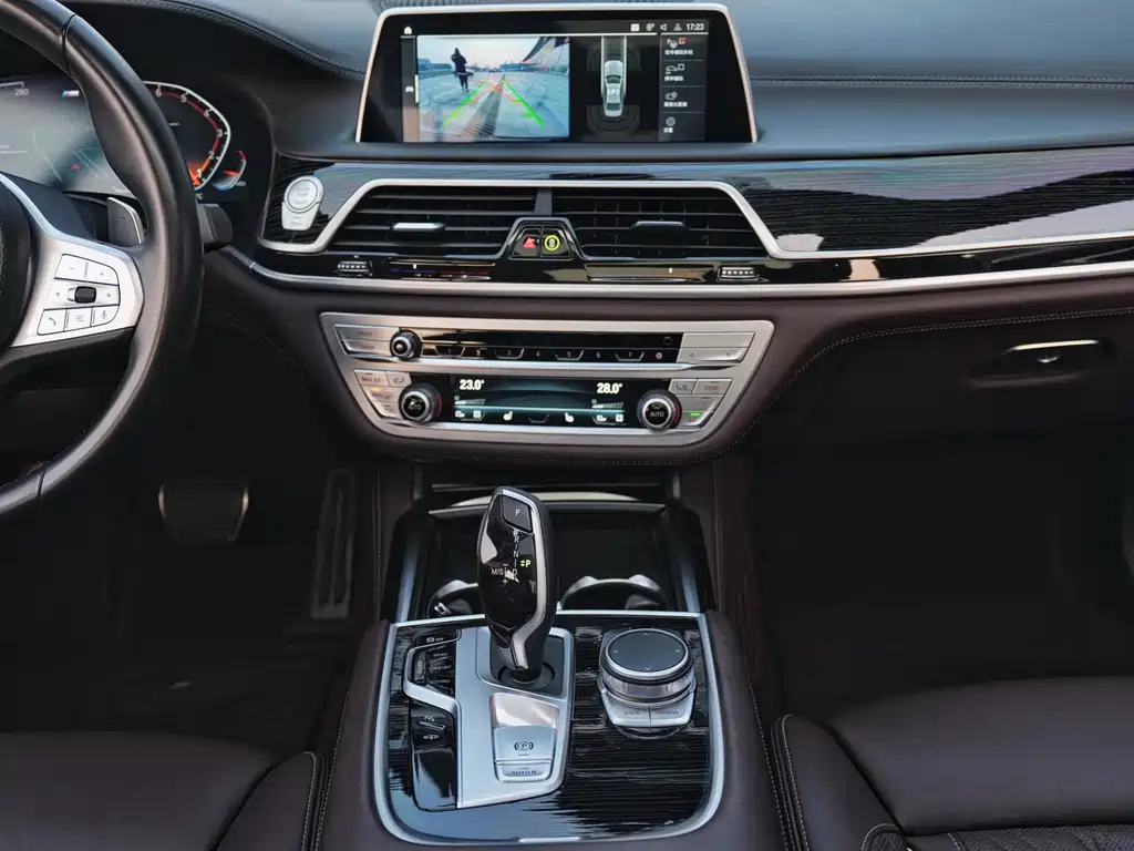 BMW BMW 7 Series 2021 740Li Leading Model M Sport Package 2022 - thumbnail 12