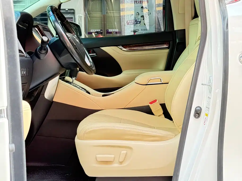 Toyota Alphard 2018 Model Year Facelift 3.5L Luxury Version 2018 - thumbnail 7