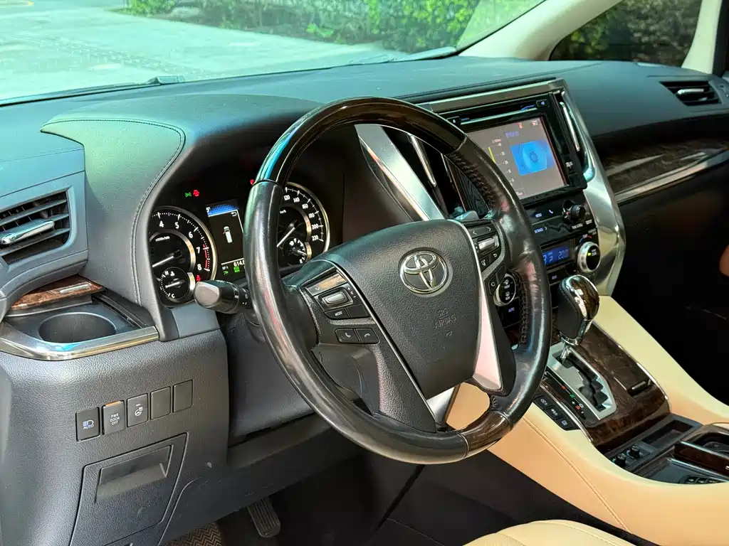 Toyota Alphard 2018 Model Year Facelift 3.5L Luxury Version 2018 - thumbnail 9