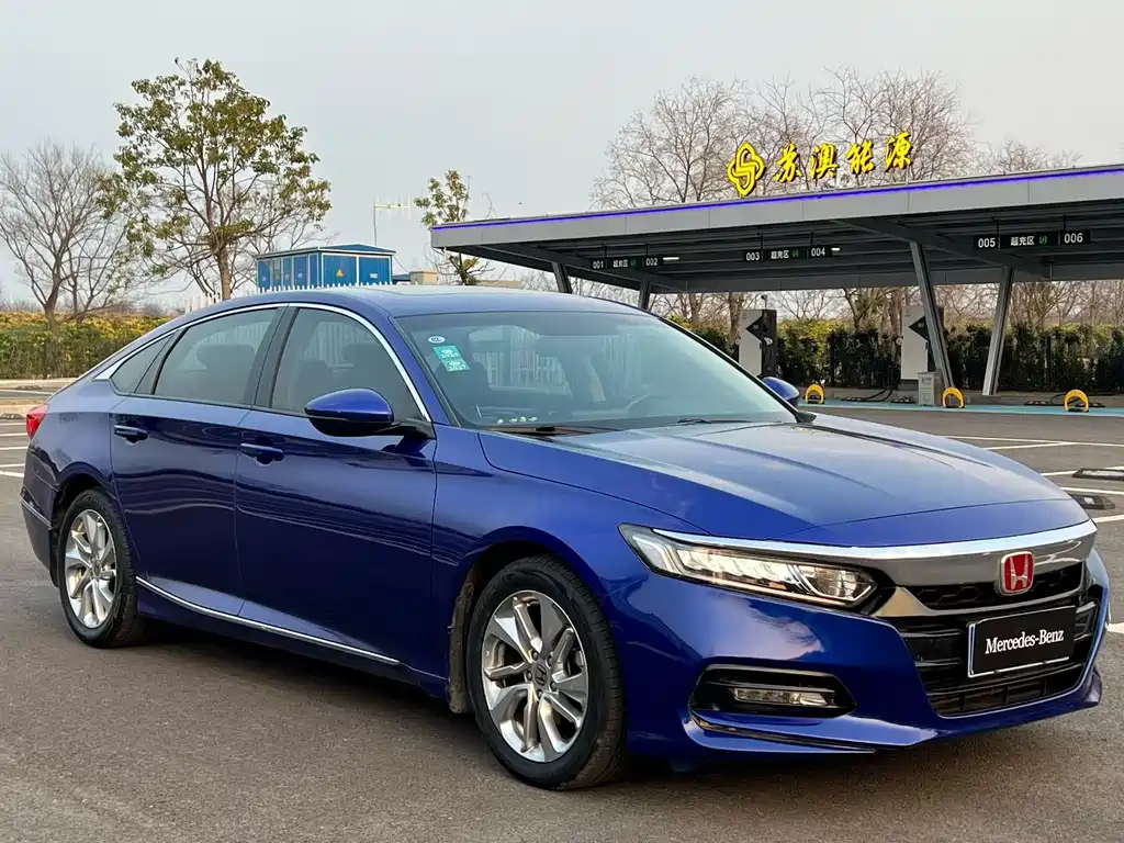 Honda Honda Accord 2018 260TURBO Elite Edition China V 2019 - thumbnail 3