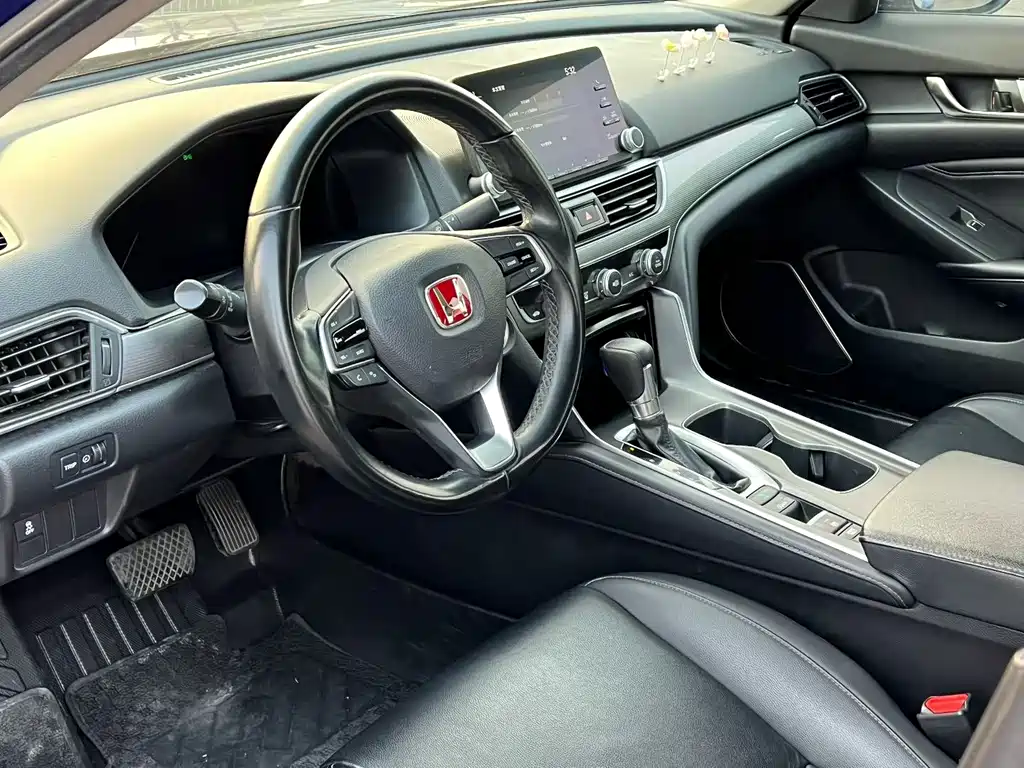 Honda Honda Accord 2018 260TURBO Elite Edition China V 2019 - thumbnail 5