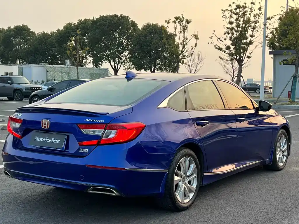 Honda Honda Accord 2018 260TURBO Elite Edition China V 2019 - thumbnail 7