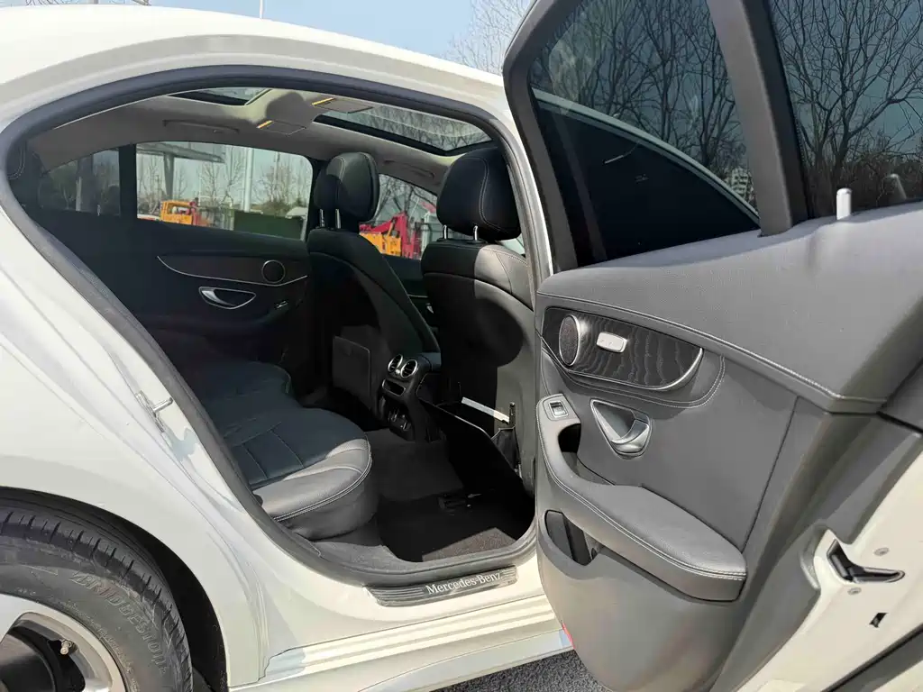 Mercedes-Benz Mercedes-Benz C-Class 2020 Facelift C 260 L Sport Edition 2020 - thumbnail 8