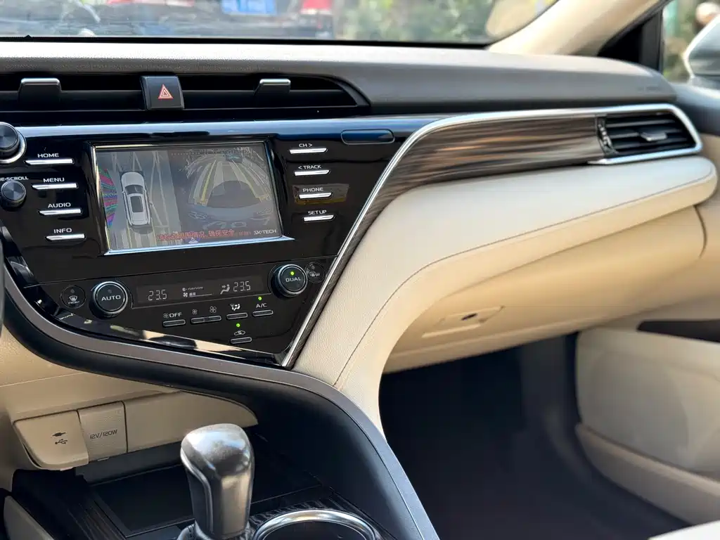 Toyota Toyota Camry 2018 2.0G Luxury Edition 2018 - thumbnail 9