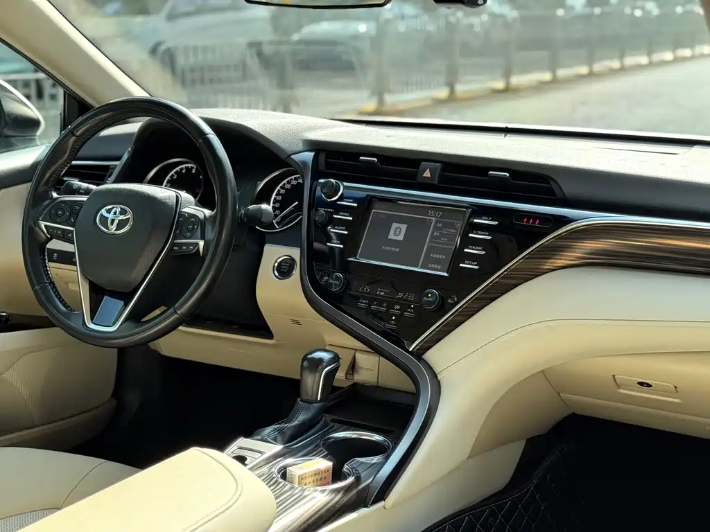 Toyota Toyota Camry 2018 2.0G Luxury Edition 2018 - thumbnail 10