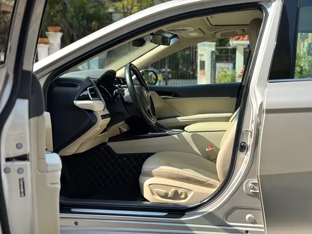 Toyota Toyota Camry 2018 2.0G Luxury Edition 2018 - thumbnail 11