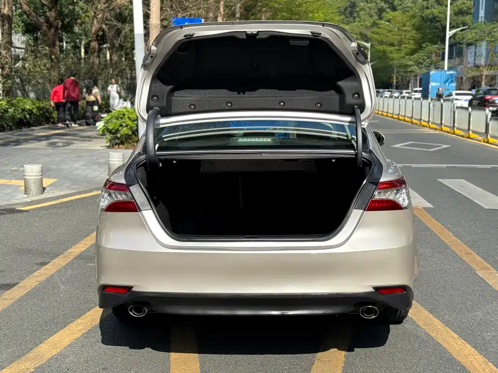 Toyota Toyota Camry 2018 2.0G Luxury Edition 2018 - thumbnail 15