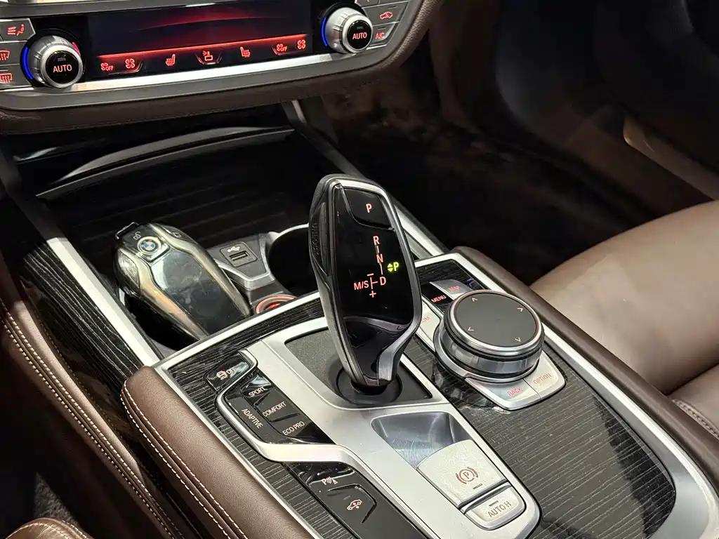 BMW BMW 7 Series 2019 Model Year Facelift 730Li M Sport Package 2020 - thumbnail 9