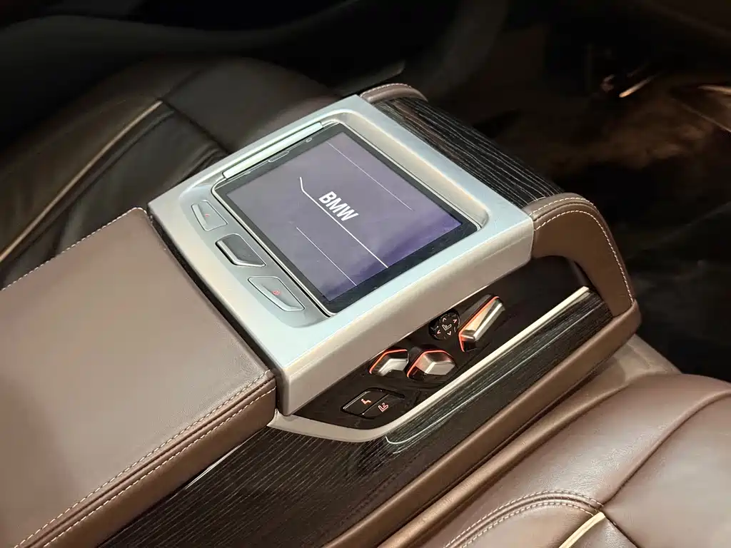BMW BMW 7 Series 2019 Model Year Facelift 730Li M Sport Package 2020 - thumbnail 11