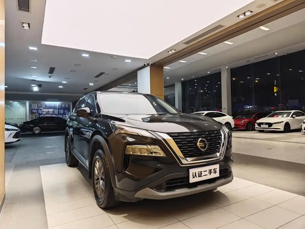 Nissan Nissan X-Trail 2021 VC-Turbo 300 CVT 2WD Luxury Edition 2023 - thumbnail 4