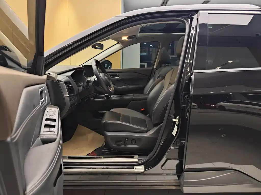 Nissan Nissan X-Trail 2021 VC-Turbo 300 CVT 2WD Luxury Edition 2023 - thumbnail 13