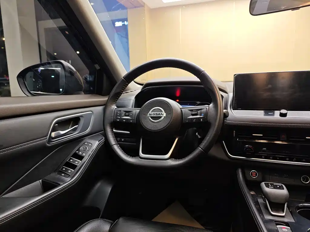Nissan Nissan X-Trail 2021 VC-Turbo 300 CVT 2WD Luxury Edition 2023 - thumbnail 14