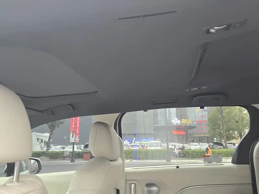 Toyota Toyota Sienna 2024 2.5L Hybrid Premium Elite Edition 2025 - thumbnail 7