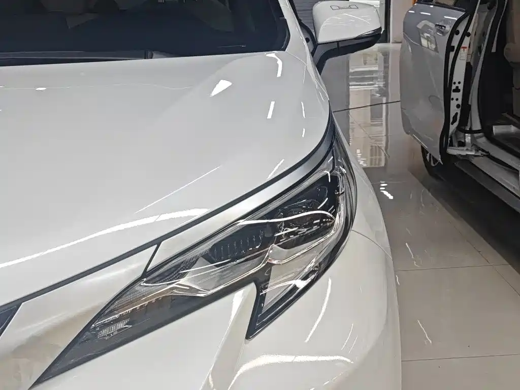Toyota Toyota Sienna 2024 2.5L Hybrid Premium Elite Edition 2025 - thumbnail 11