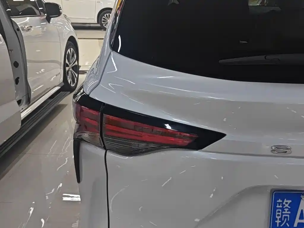 Toyota Toyota Sienna 2024 2.5L Hybrid Premium Elite Edition 2025 - thumbnail 14