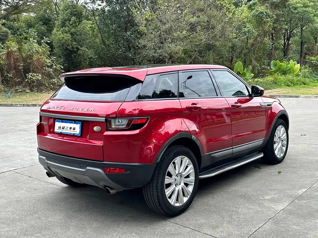 Land Rover Range Rover Evoque 2016 2.0T SE Intelligent Edition 2017 - thumbnail 4