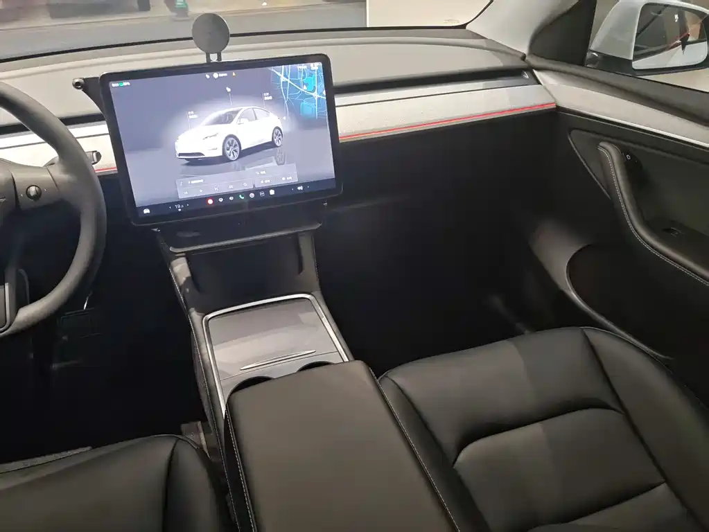 Tesla Model Y 2023 Rear-Wheel Drive 2023 - thumbnail 16