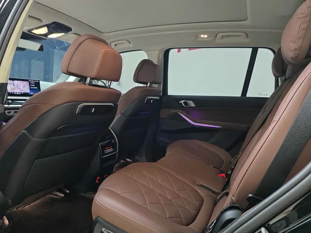 BMW BMW X7 xDrive40i Luxury Package 2024 - thumbnail 8