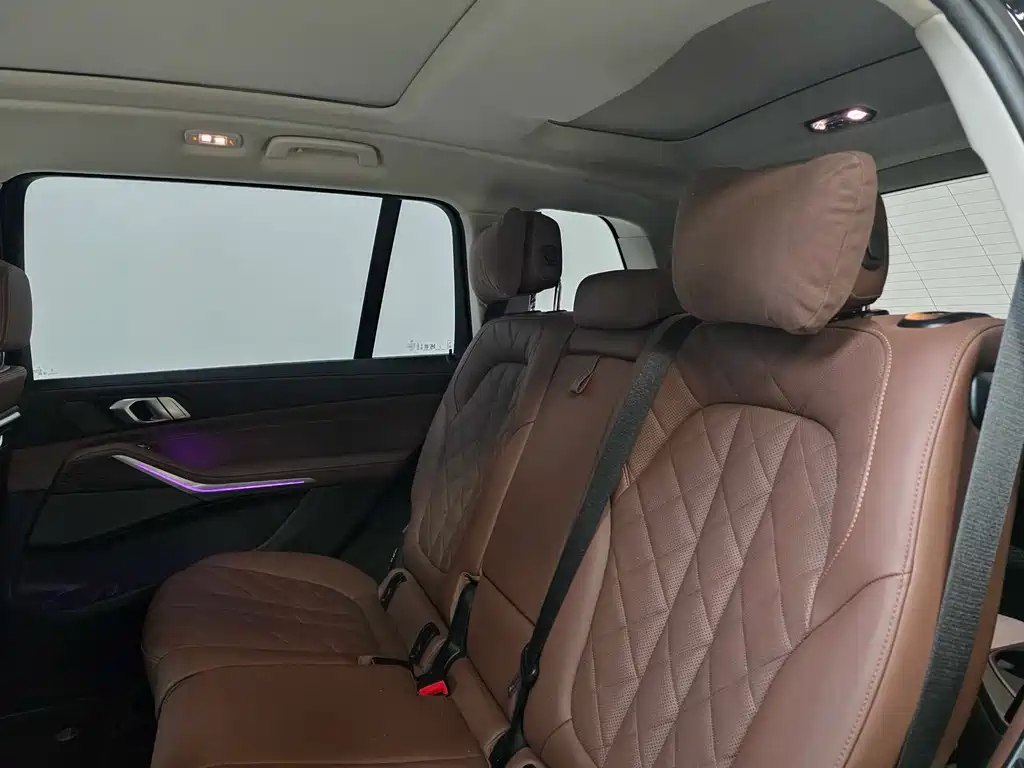 BMW BMW X7 xDrive40i Luxury Package 2024 - thumbnail 9