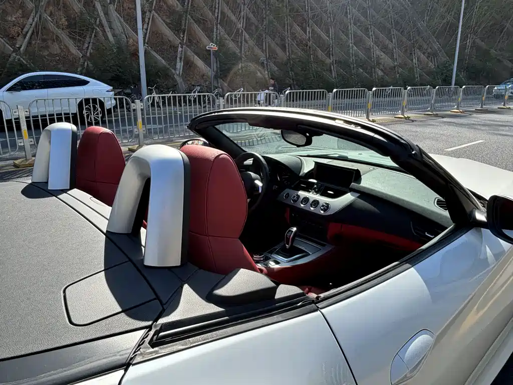 BMW BMW Z4 2013 sDrive20i Leading Model 2015 - thumbnail 9