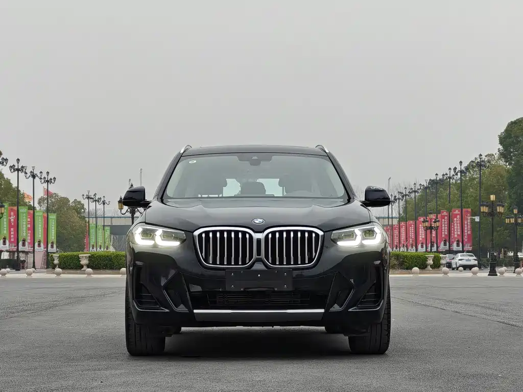 BMW BMW X3 2022 xDrive25i M Sport Package 2023 - thumbnail 2