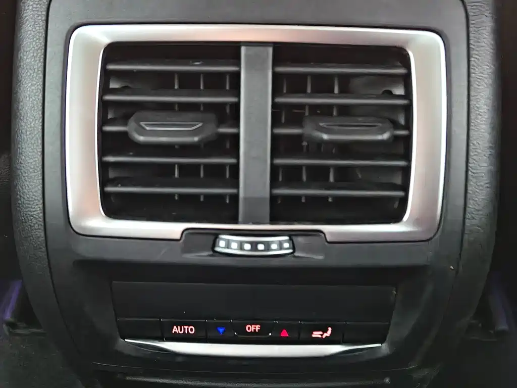 BMW BMW X3 2022 xDrive25i M Sport Package 2023 - thumbnail 15