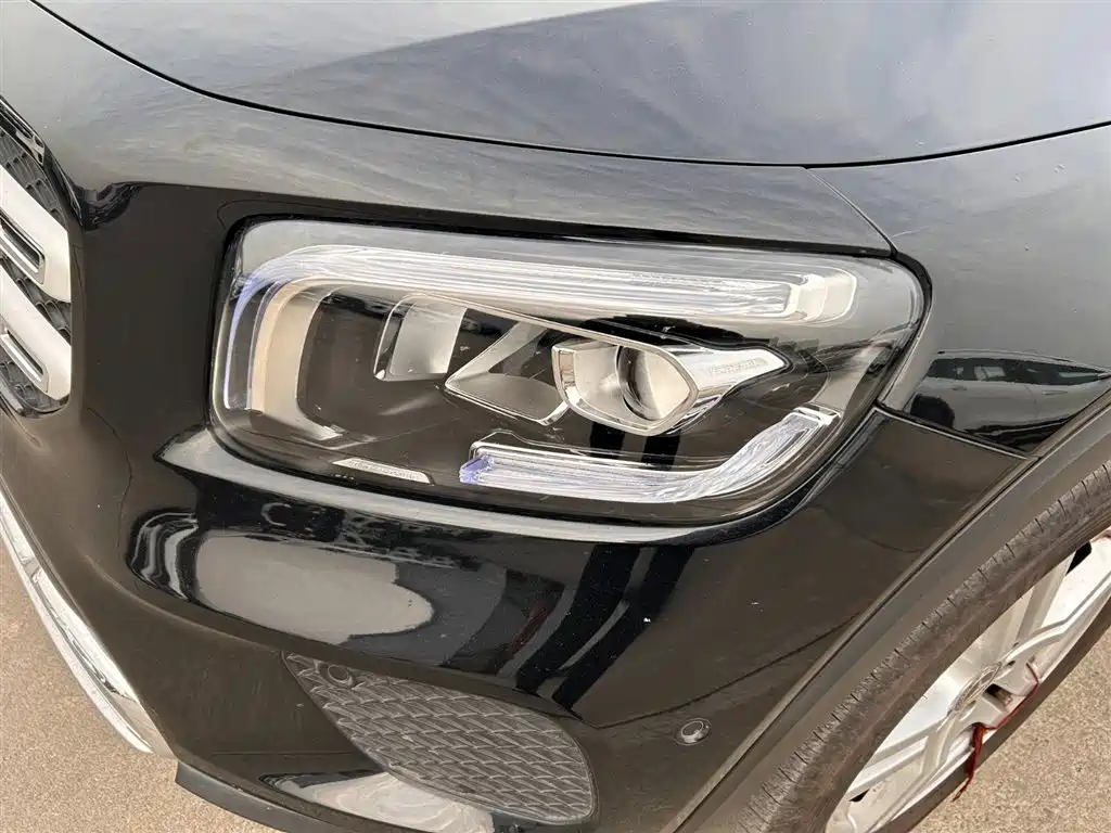 Mercedes-Benz Mercedes-Benz GLB 2023 GLB 200 Style 2023 - thumbnail 2