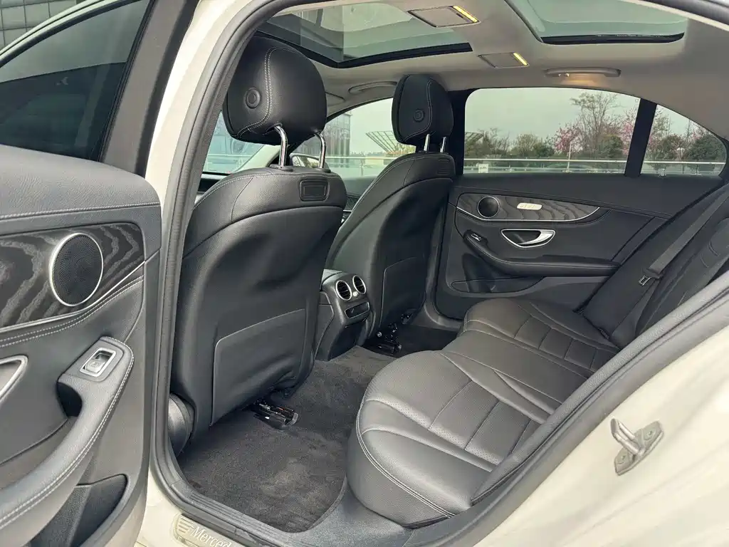 Mercedes-Benz Mercedes-Benz C-Class 2019 Facelift C 260 L Sport Edition 2019 - thumbnail 6