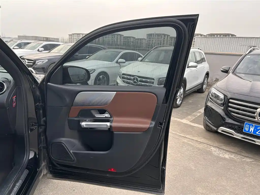 Mercedes-Benz Mercedes-Benz GLB 2023 GLB 200 Style 2023 - thumbnail 13