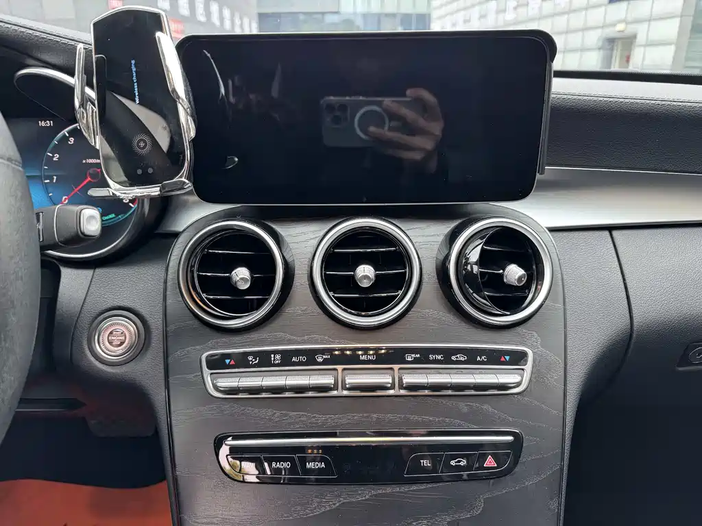 Mercedes-Benz Mercedes-Benz C-Class 2019 Facelift C 260 L Sport Edition 2019 - thumbnail 11
