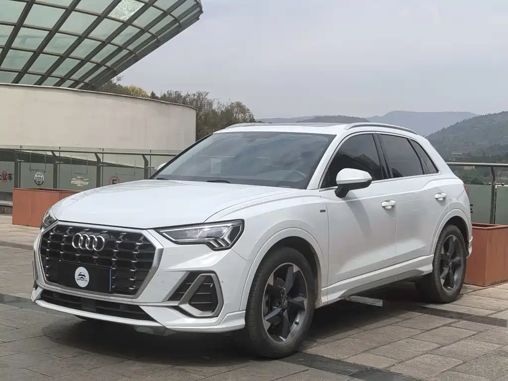 Audi Audi Q3 2020 35 TFSI Fashion Dynamic Edition 2020