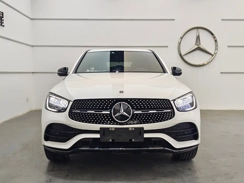 Mercedes-Benz Mercedes-Benz GLC Coupe 2022 GLC 260 4MATIC Coupé SUV 2022 - thumbnail 2