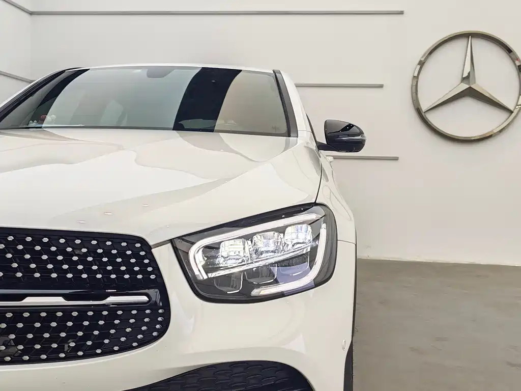 Mercedes-Benz Mercedes-Benz GLC Coupe 2022 GLC 260 4MATIC Coupé SUV 2022 - thumbnail 7