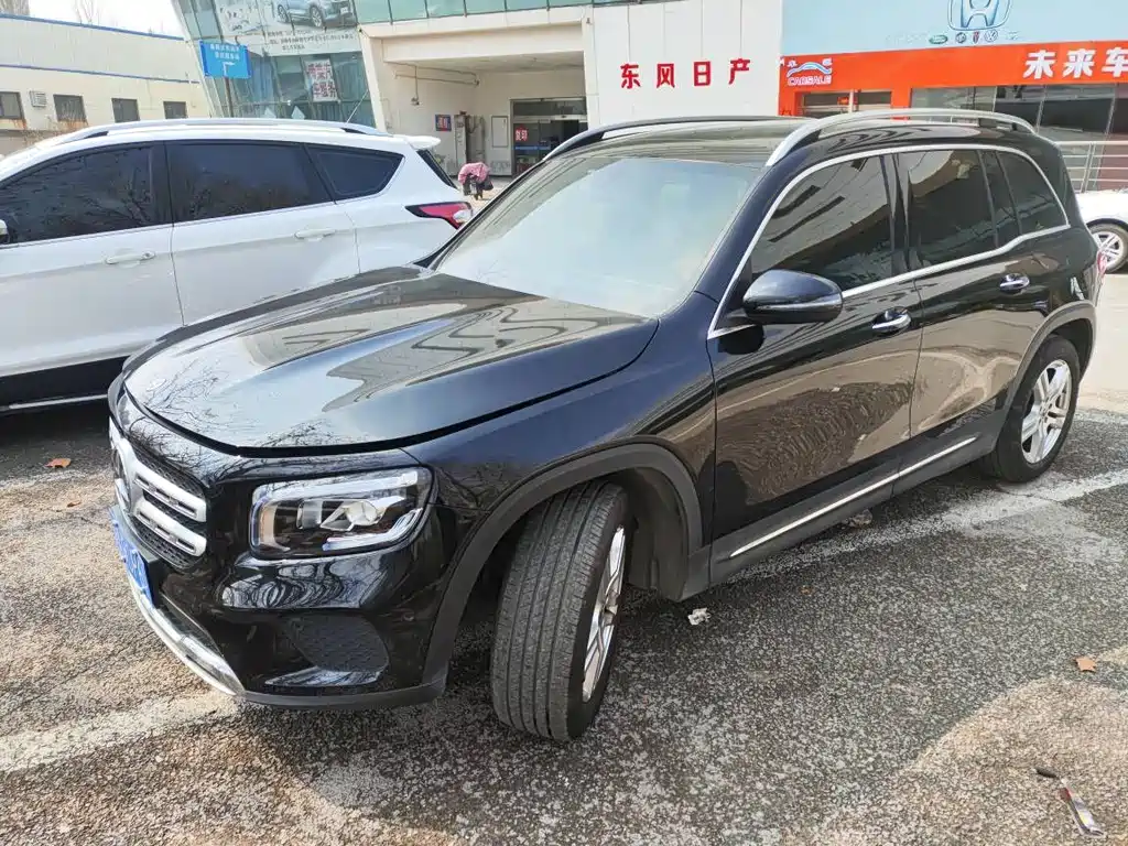 Mercedes-Benz Mercedes-Benz GLB 2023 GLB 220 Dynamic Edition 2023