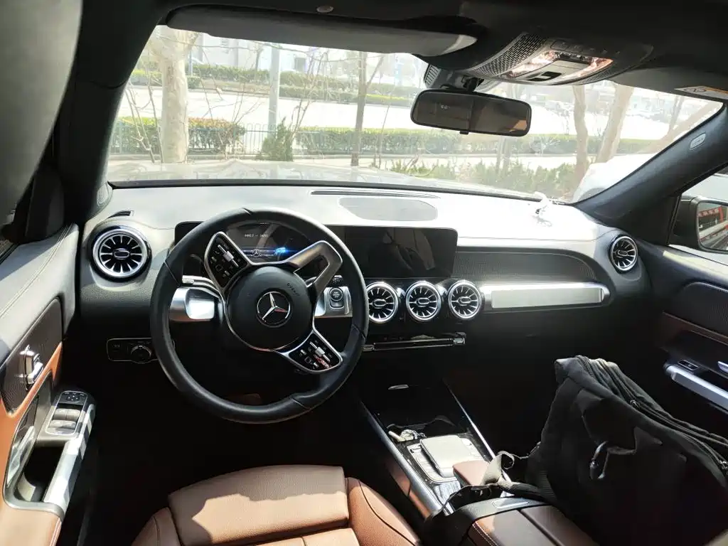 Mercedes-Benz Mercedes-Benz GLB 2023 GLB 220 Dynamic Edition 2023 - thumbnail 4