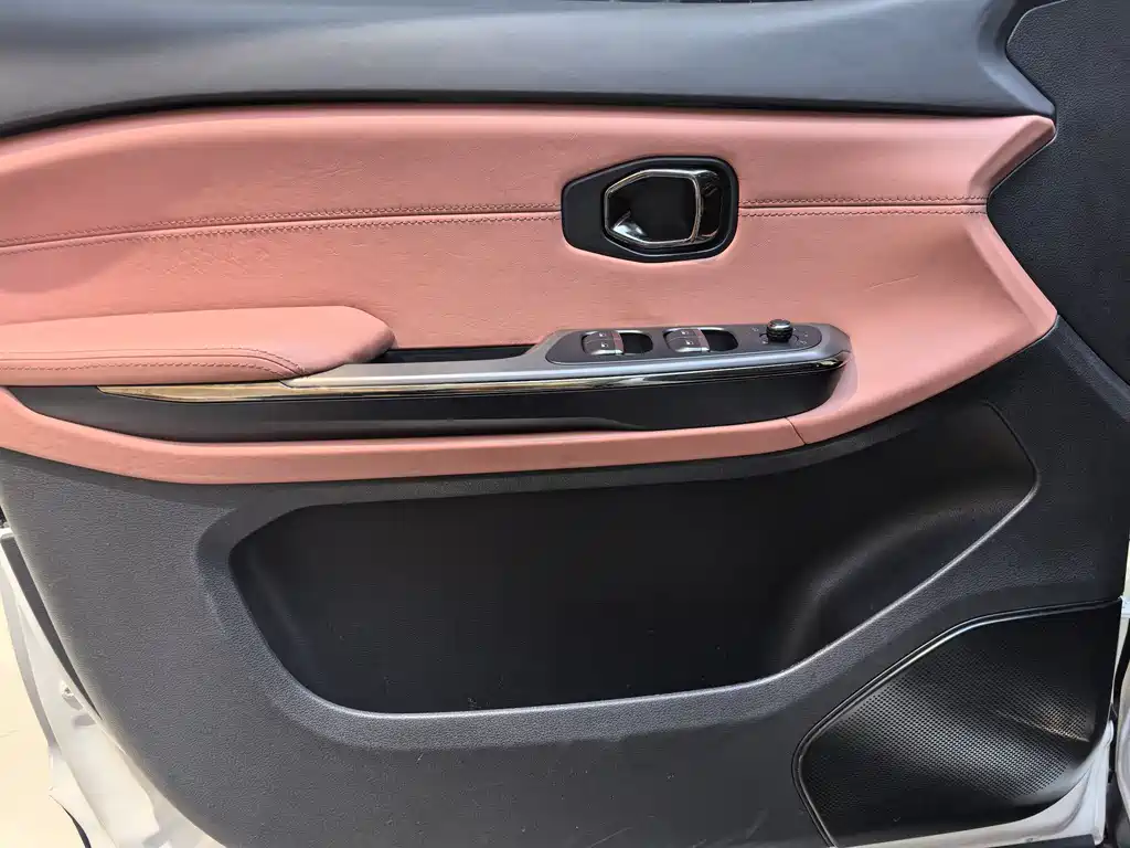 NIO NIO EC6 2020 440km Performance Edition 2021 - thumbnail 6