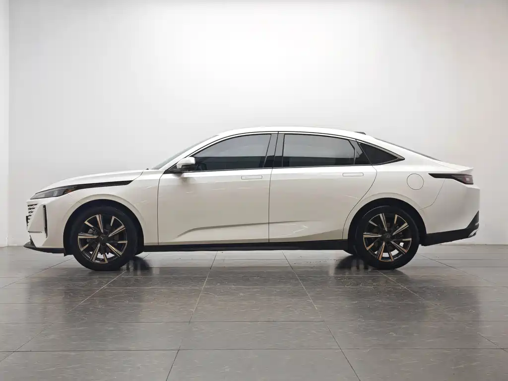 Changan Yida 2023 Blue Whale NE 1.5T GDI DCT Navigator Edition 2023 - thumbnail 10