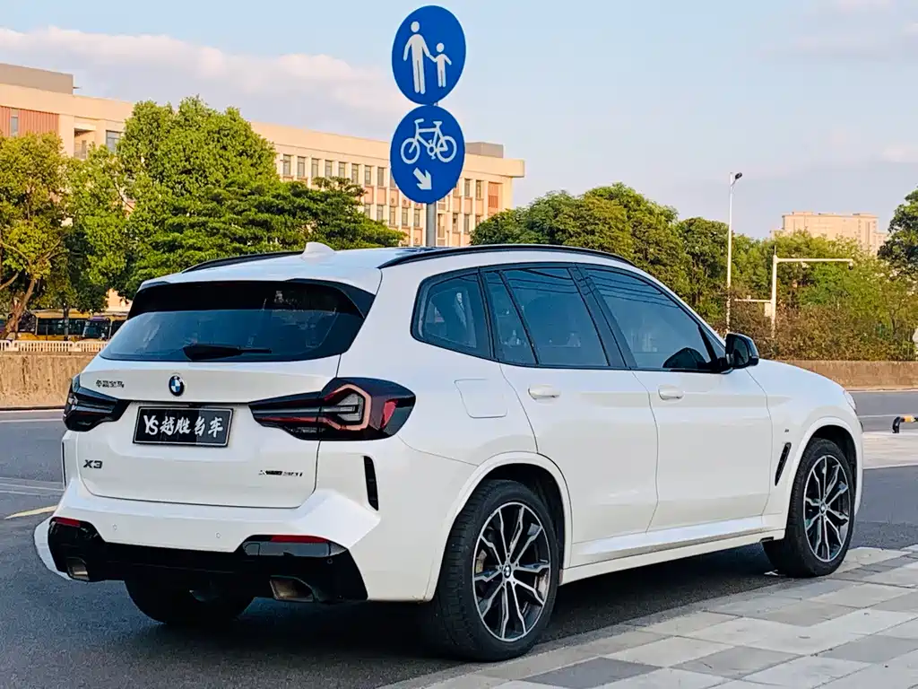 BMW BMW X3 2022 xDrive30i Leading Model M Night Package 2021 - thumbnail 5