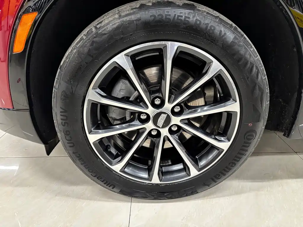 Cadillac Cadillac XT4 2024 28T AWD Luxury 2023 - thumbnail 4