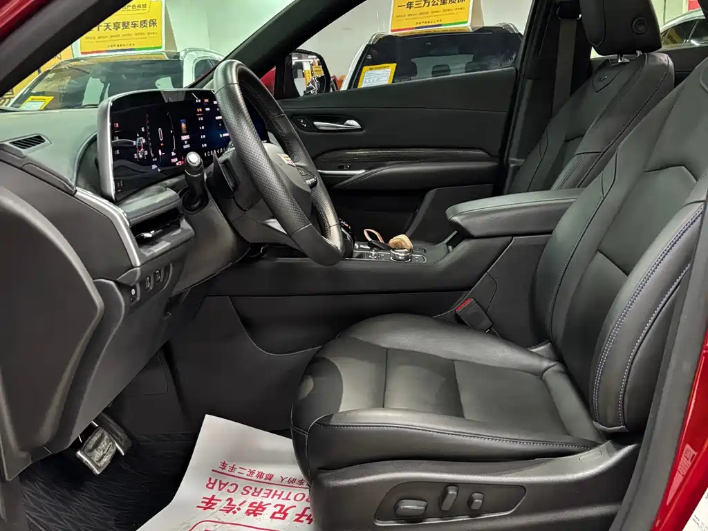 Cadillac Cadillac XT4 2024 28T AWD Luxury 2023 - thumbnail 6