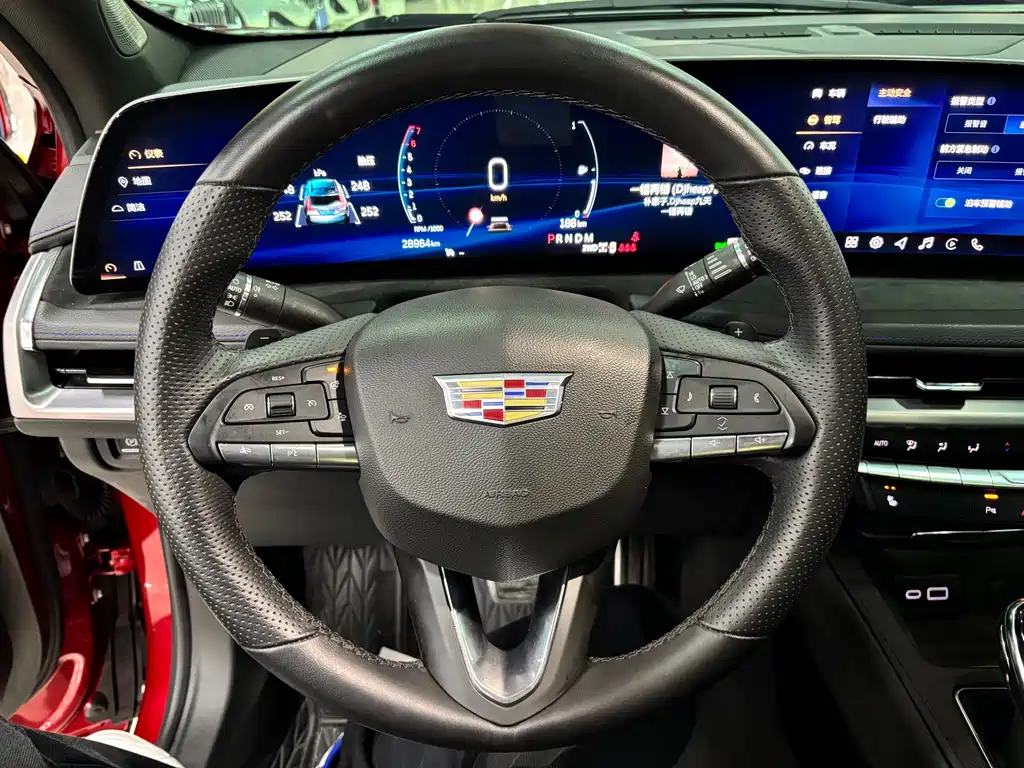 Cadillac Cadillac XT4 2024 28T AWD Luxury 2023 - thumbnail 8
