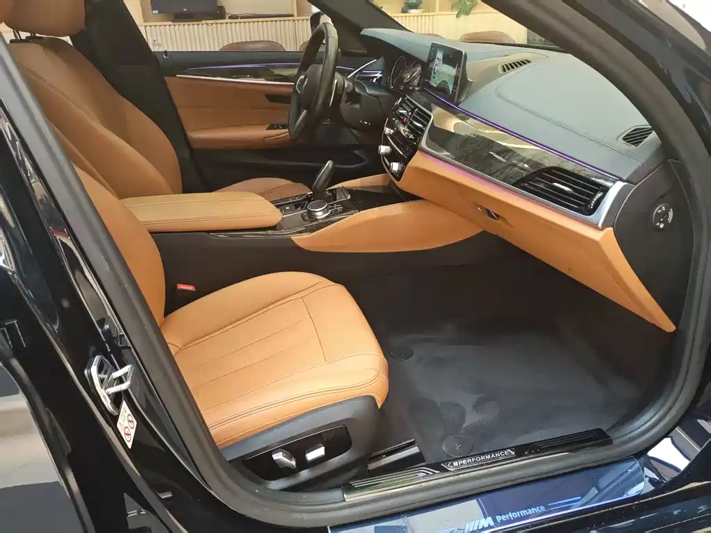 BMW BMW 5 Series 2018 530Li Luxury M Sport Package 2018 - thumbnail 11