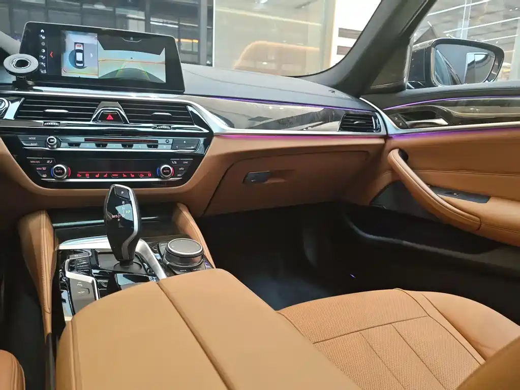 BMW BMW 5 Series 2018 530Li Luxury M Sport Package 2018 - thumbnail 15