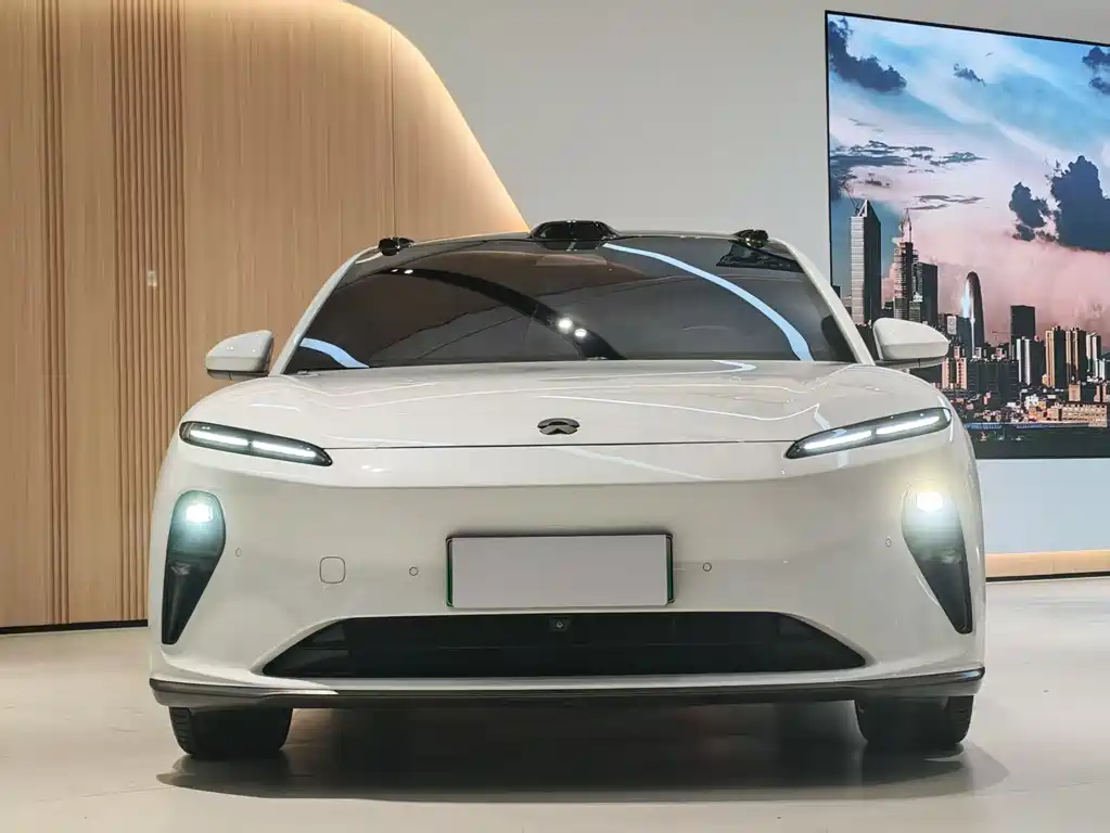 NIO NIO ET5 2022 75kWh 2022 - thumbnail 2